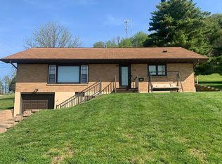 505 Spring St, Bellevue, IA 52031