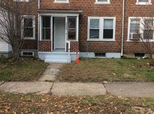 1215 Octagon Rd, Camden, NJ 08104