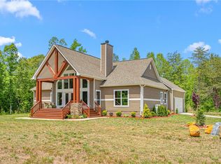 625 Robertson Rd, Mc Leansville, NC 27301