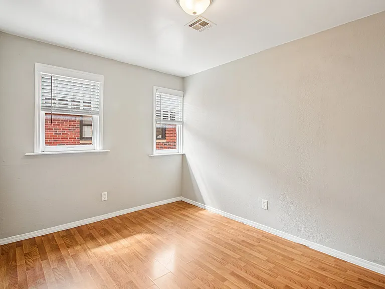 828 East Dr #3 — Photo 11