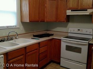 629 W 36th St N, Wichita, KS 67204