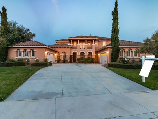 8516 Kendra Ln Eastvale Ca 92880 Zillow