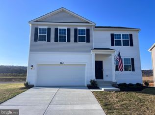 422 Toulouse Ln, Martinsburg, WV 25403