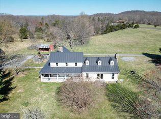 241 Providence Ln, Bluemont, VA 20135