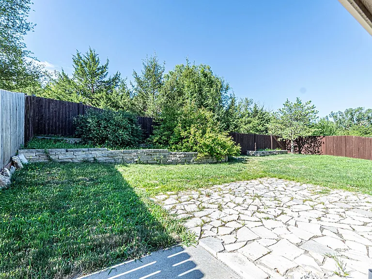 2501 Sawmill Rd — Photo 25