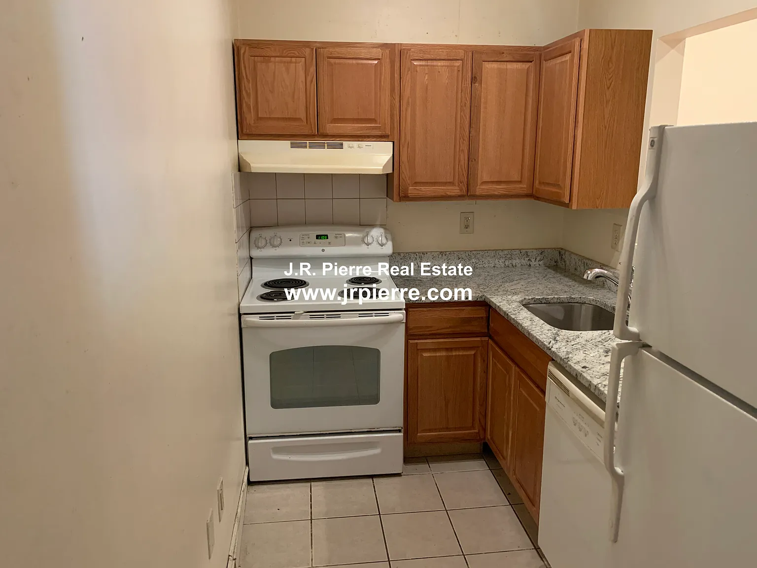 4 bed, 1.0 bath, $3,450 — Photo 1