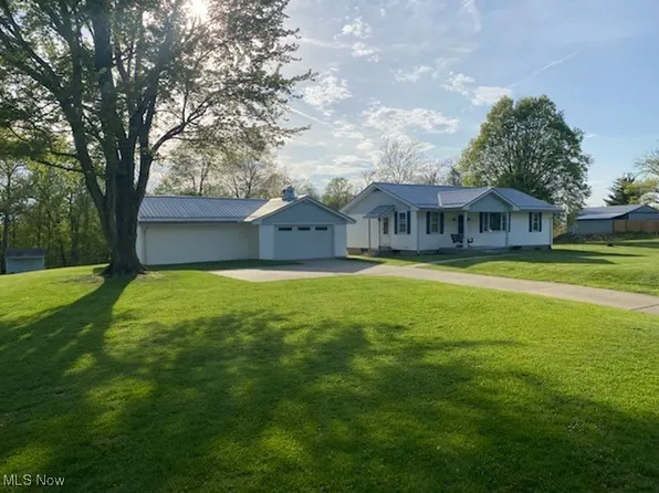 75 Jennings Hill Rd, Marietta, OH 45750