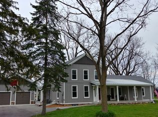 811 Lake Rd, Youngstown, NY 14174