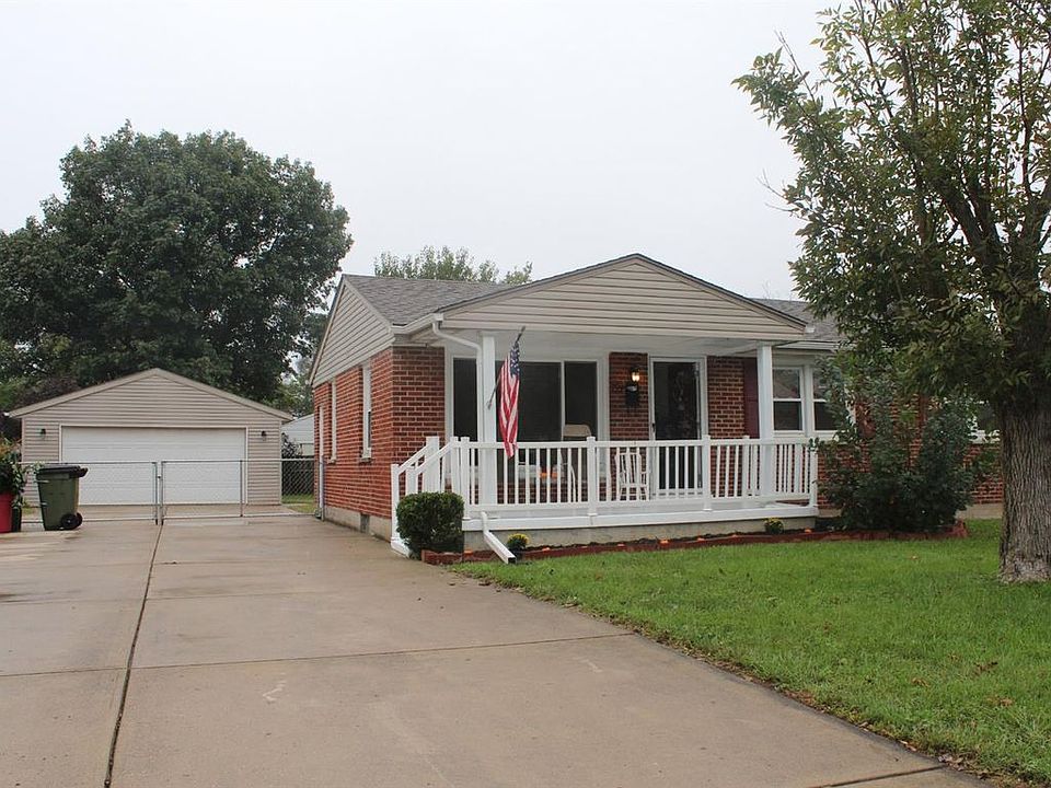 1st image of 794 Louise Ave