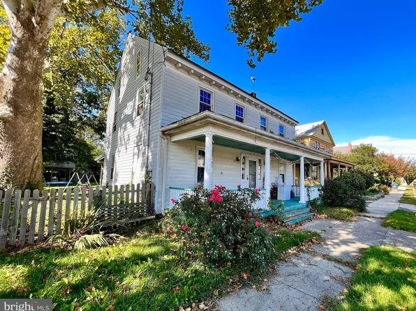 97 Atlantic Ave, Columbus, NJ 08022