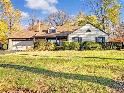 33 Northfield Rd, Glen Cove, NY, 11542