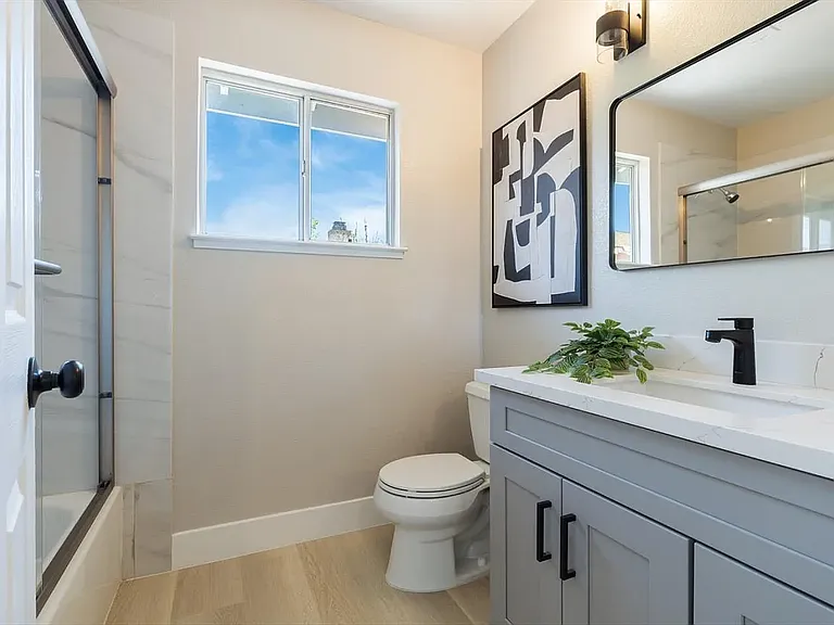 3292 Moreno Ave — Photo 28