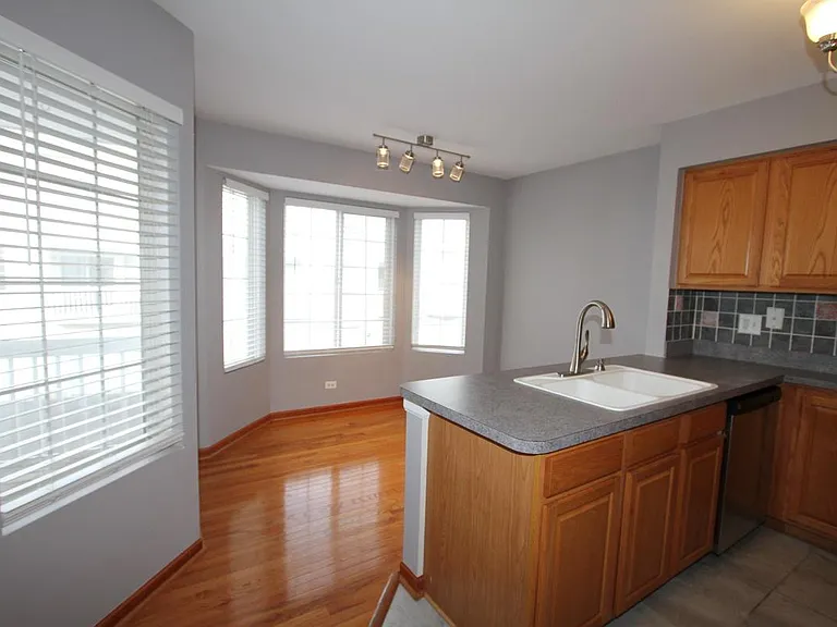 3162 Cambria Ct — Photo 9