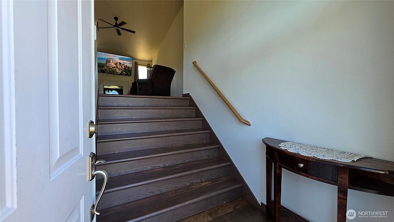 2nd image of 128 Berggren Road N