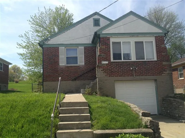 2221 Bremont Ave, Cincinnati, OH 45237