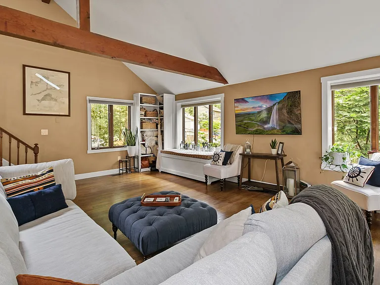 1677 Chinford Trl — Photo 34