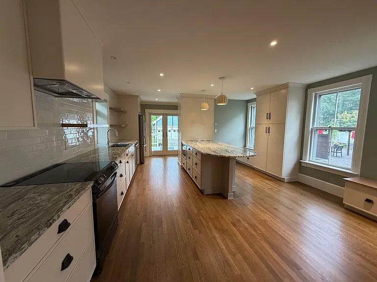 15 Gill St — Photo 9