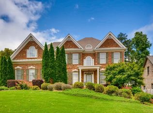 2668 Hidden Falls Dr, Buford, GA 30519