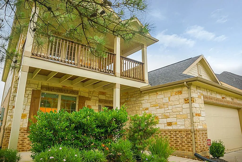 4 bed, 3.5 bath, 2781 sqft, $4,950 — Photo 4