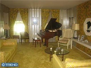 3rd image of 1021 Dell Dr