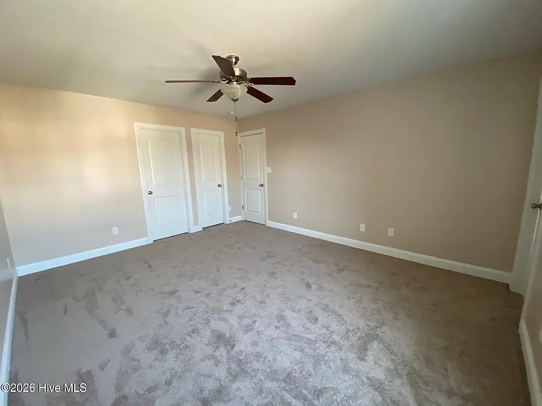 127 W Murrow Ln — Photo 6
