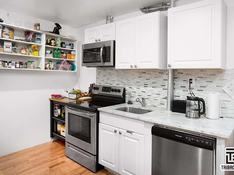18 E 116th St #3 — Photo 2