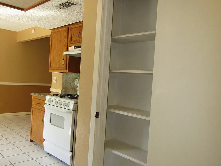 7001 Winedale Dr — Photo 15