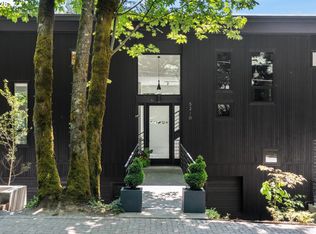 5210 SW Hewett Blvd, Portland, OR 97221