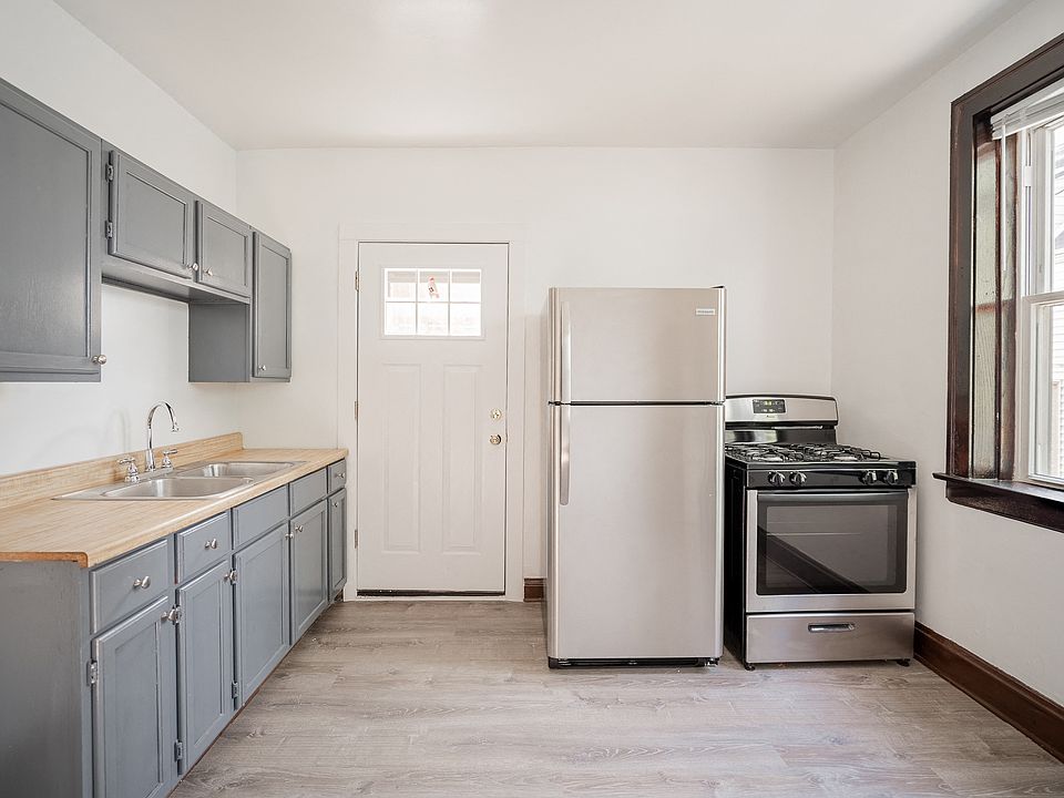 1B - Kitchen