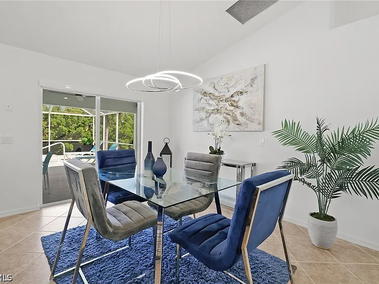 1801 Everest Pkwy — Photo 12