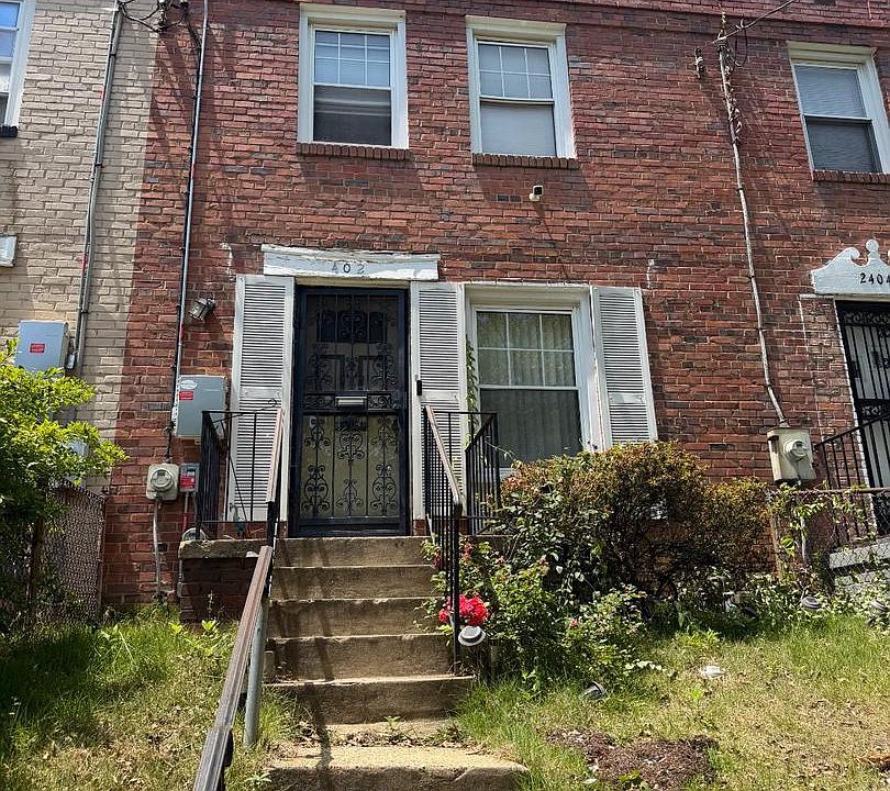 1st image of 2402 Southern Ave SE