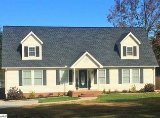 390 Lake Front Rd, Inman, SC 29349