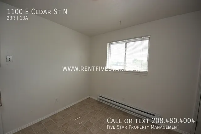 1100 E Cedar St N — Photo 4