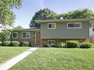 614 Lisa Rd, Dundee, IL 60118