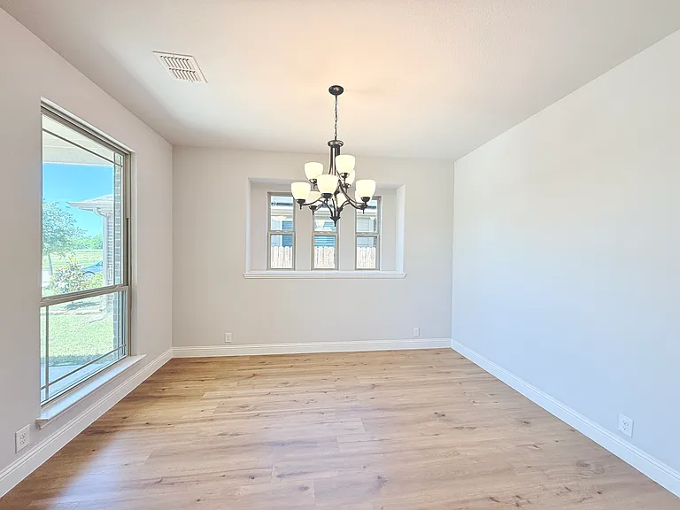 4011 Three Forks Rd — Photo 3