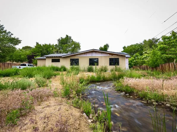 499 S Barlow Ln W, Bishop, CA 93514