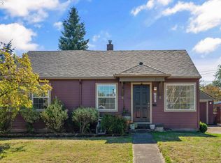 9318 SE Taylor St, Portland, OR
