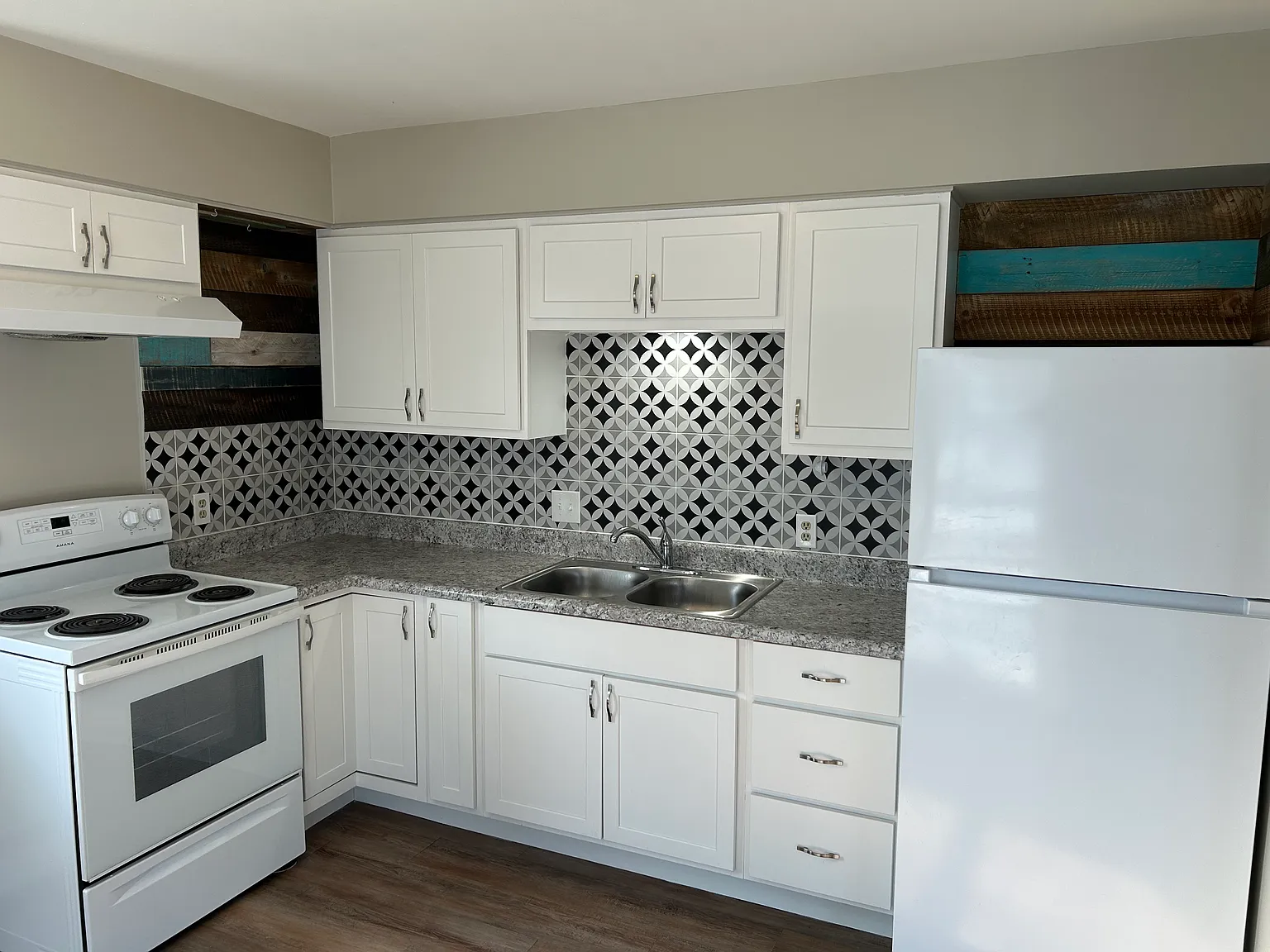 2 bed, 780 sqft, $1,500 — Photo 1