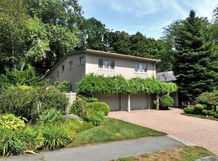 54 Bellevue Rd, Swampscott, MA 01907