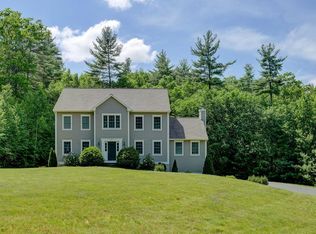 223 River St, Dunstable, MA 01827