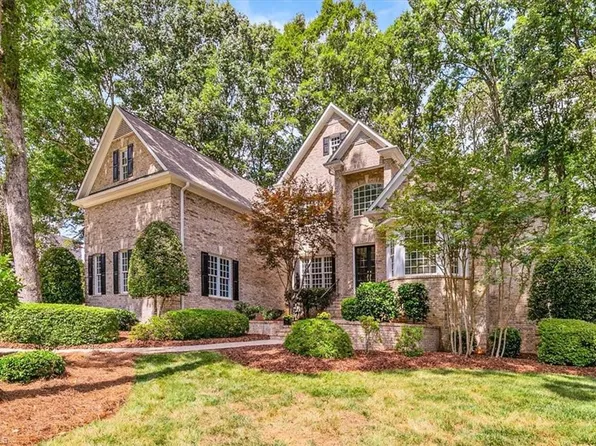 7103 Lake Henson Dr, Summerfield, NC 27358