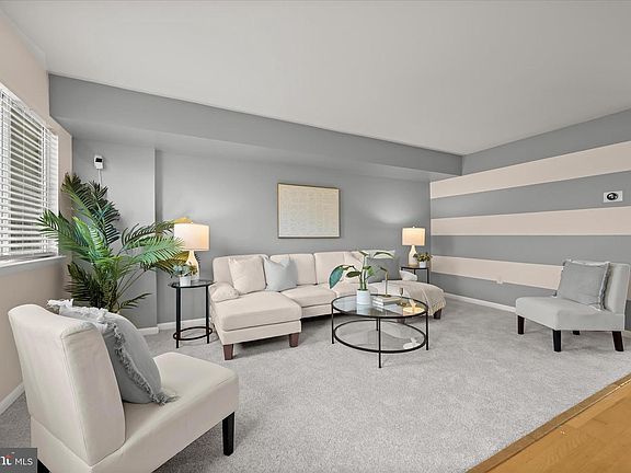 4th image of 6627 Springmill Cir