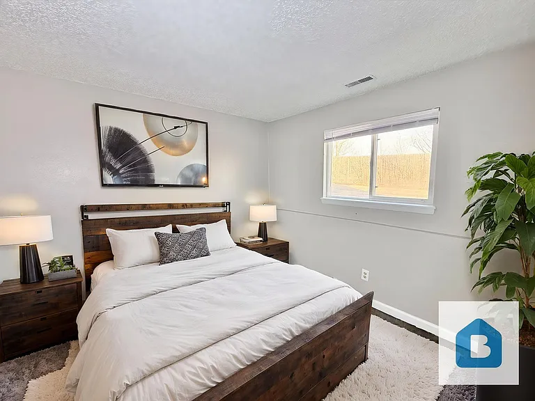 Welcome to 1785 Zebulon Dr Comfortable Living with Mountain Views — Photo 11