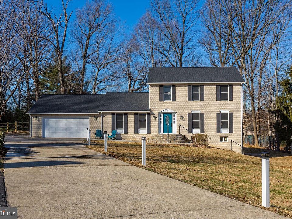 2nd image of 17 Homecrest Ct