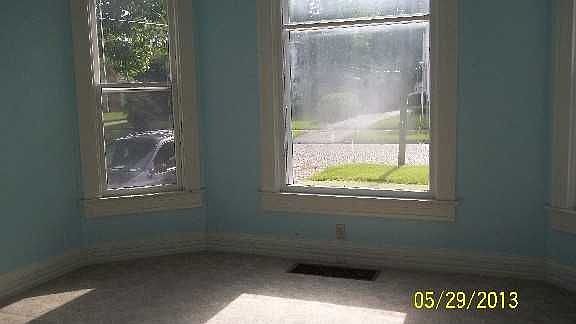 2nd image of 1140 N Cedar St