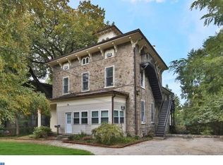 449 Locust Ave, Philadelphia, PA 19144
