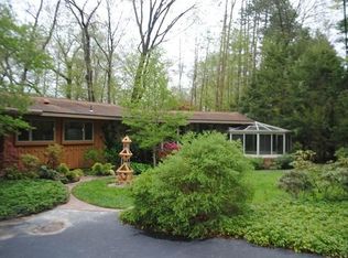 2740 Parkridge Dr, Ann Arbor, MI 48103