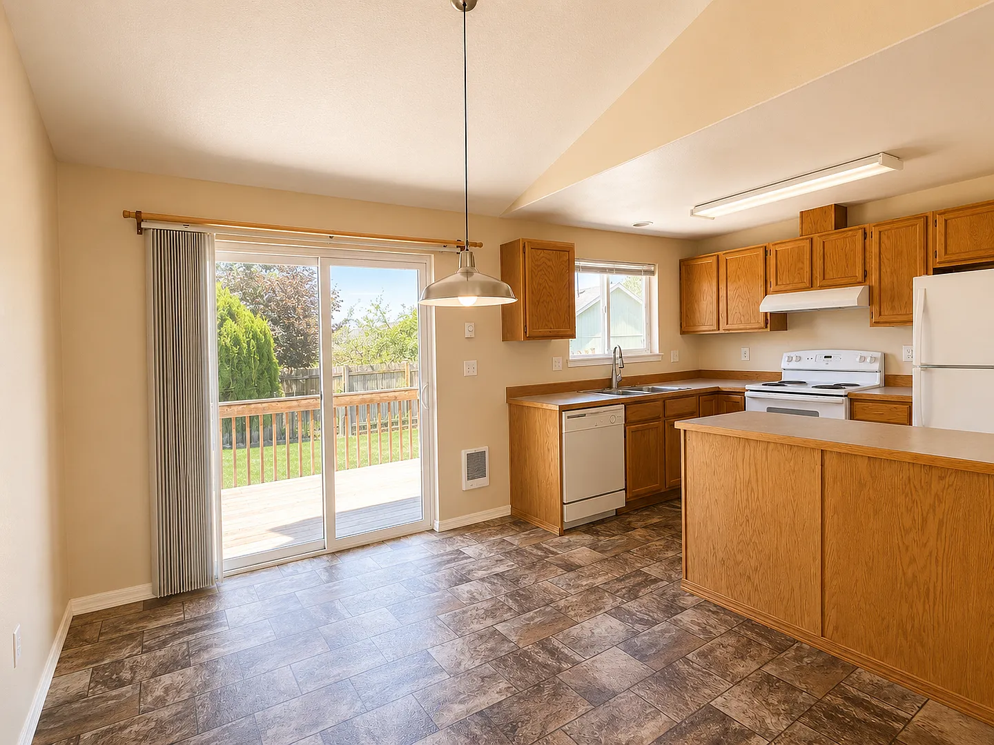 3 Bed 2 Bath Home: Fully Fenced Yard & Convenient Location — Photo 3