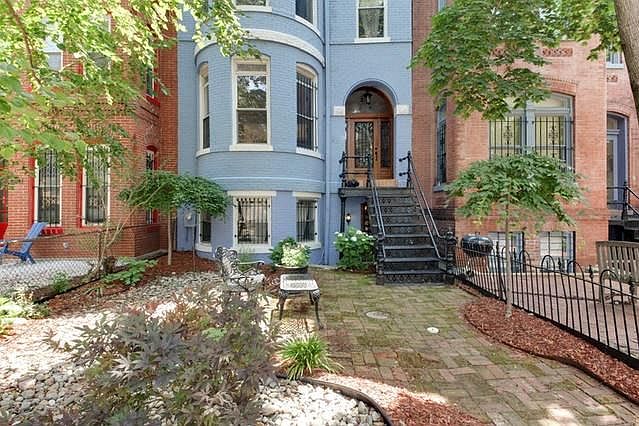 antique brick patio front garden