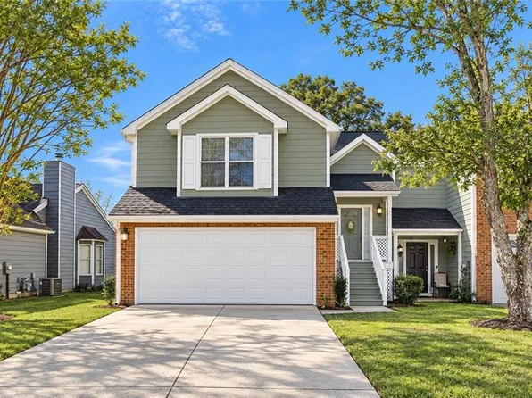 7953 Woodlake Dr, Riverdale, GA 30274